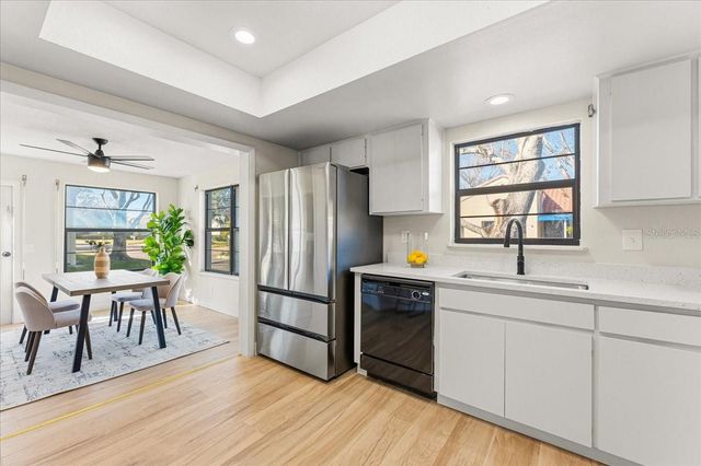 8810 41ST STREET N, Pinellas Park, FL 33782