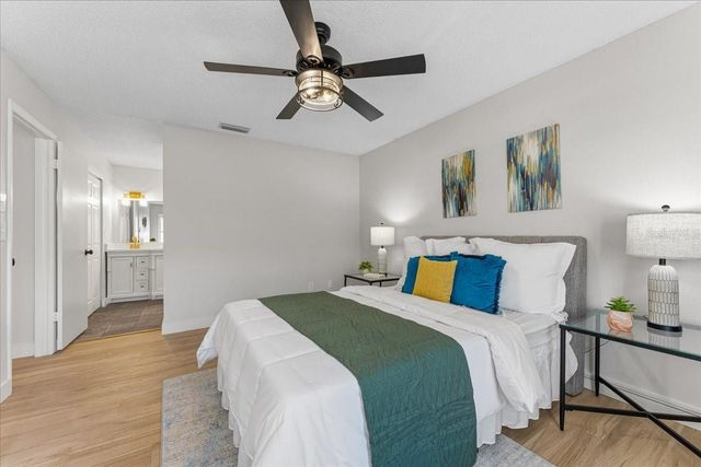 8810 41ST STREET N, Pinellas Park, FL 33782