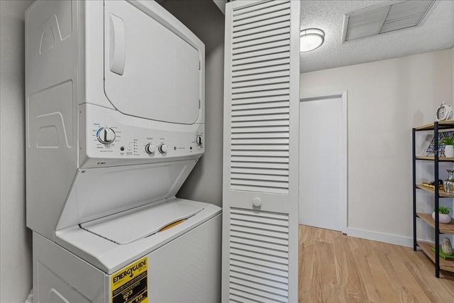 8810 41ST STREET N, Pinellas Park, FL 33782