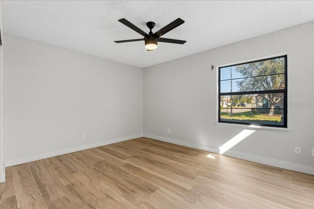 8810 41ST STREET N, Pinellas Park, FL 33782