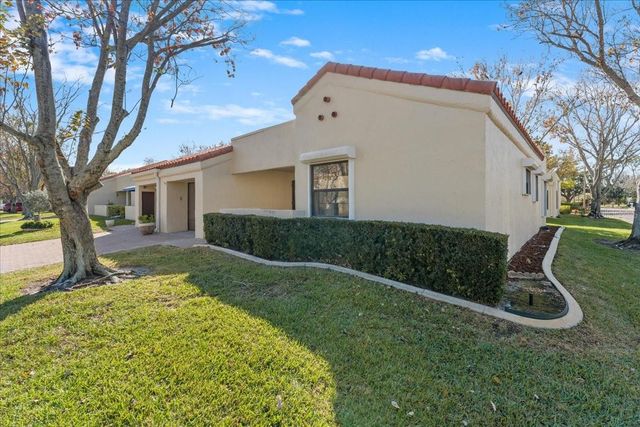 8810 41ST STREET N, Pinellas Park, FL 33782