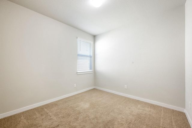 300 Hortus DR, Kyle, TX 78640