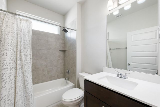 300 Hortus DR, Kyle, TX 78640