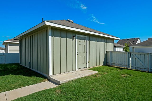 300 Hortus DR, Kyle, TX 78640