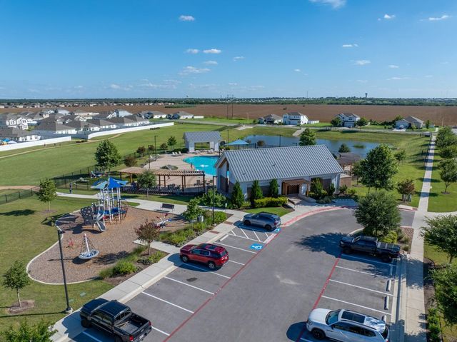 300 Hortus DR, Kyle, TX 78640