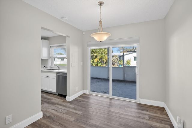 8845 NW 14th Street, Plantation, FL 33322