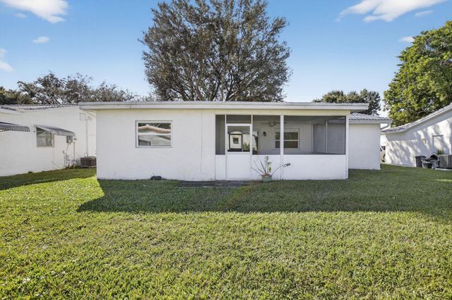 8845 NW 14th Street, Plantation, FL 33322