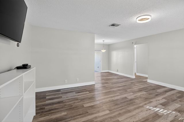 8845 NW 14th Street, Plantation, FL 33322