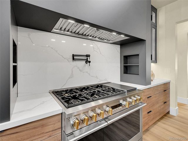 1555 Arrowpoint Ct, Franktown, CO 80116