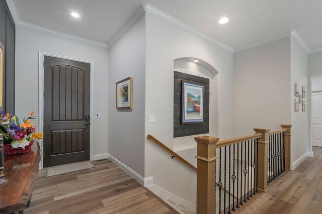 5748 S Winsor Drive, Battlefield, MO 65619