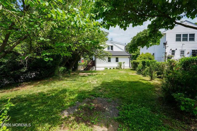 383 Navesink Avenue, Atlantic Highlands, NJ 07716