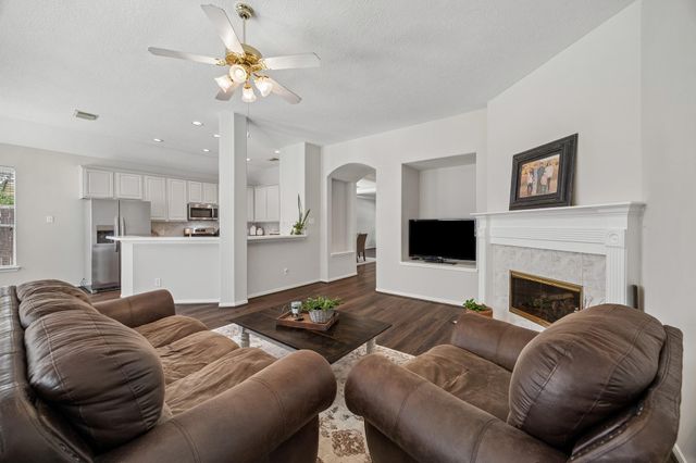 3214 Fair Falls Drive, Kingwood, TX 77345