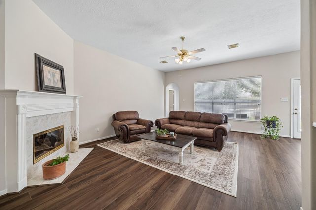 3214 Fair Falls Drive, Kingwood, TX 77345