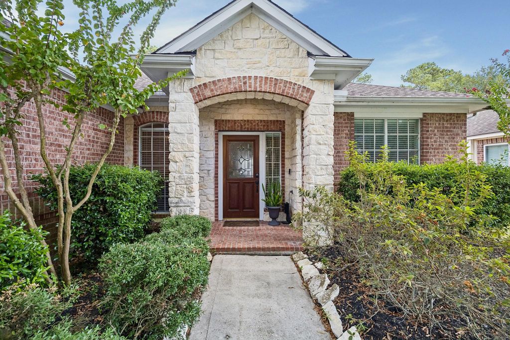 3214 Fair Falls Drive, Kingwood, TX 77345