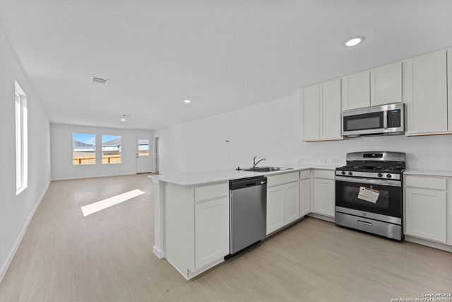 3816 Swift Fox Rd, New Braunfels, TX 78130