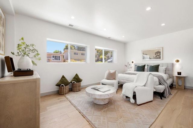 2600 Evergreen Drive, San Bruno, CA 94066