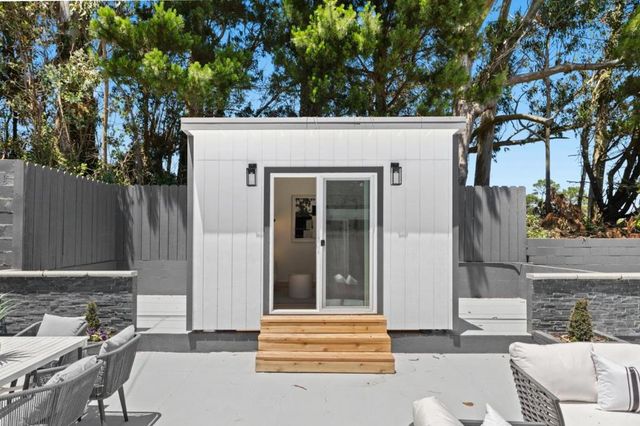 2600 Evergreen Drive, San Bruno, CA 94066