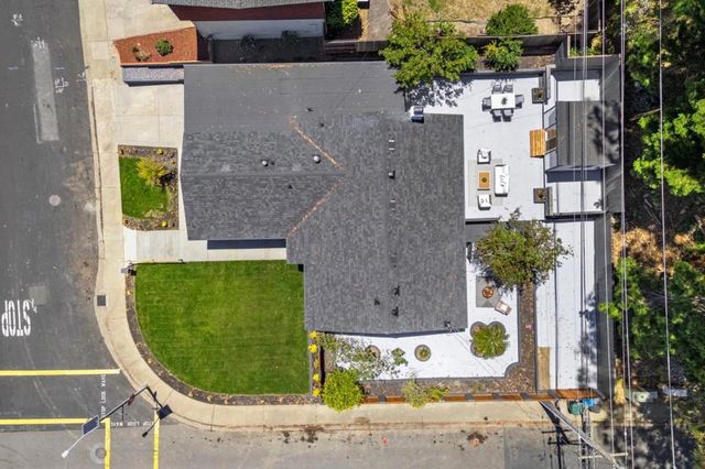 2600 Evergreen Drive, San Bruno, CA 94066