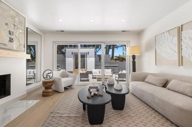 2600 Evergreen Drive, San Bruno, CA 94066