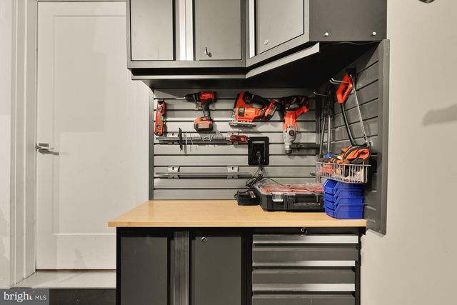 2820 TELEK PL, Alexandria, VA 22314