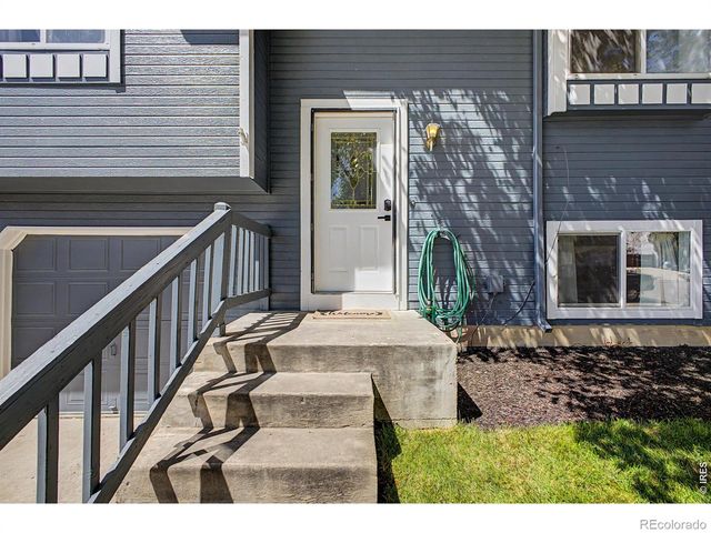 2185 Hackberry Circle, Longmont, CO 80501