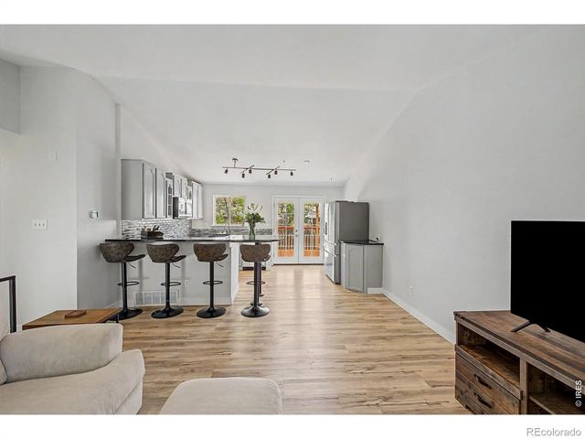 2185 Hackberry Circle, Longmont, CO 80501