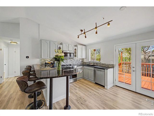 2185 Hackberry Circle, Longmont, CO 80501