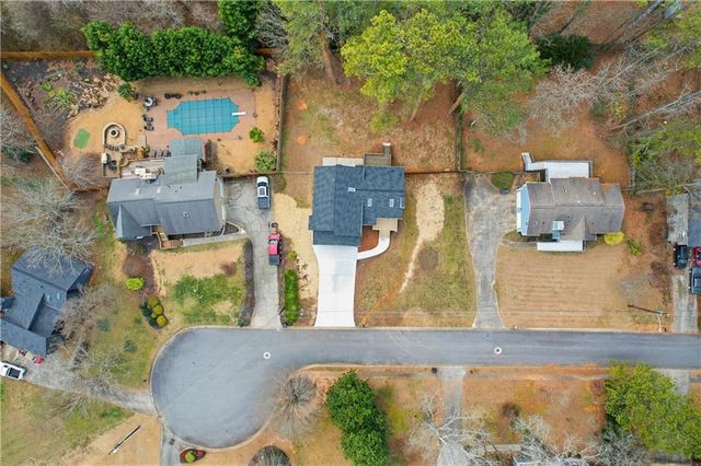 2977 Lowe Trail, Marietta, GA 30066