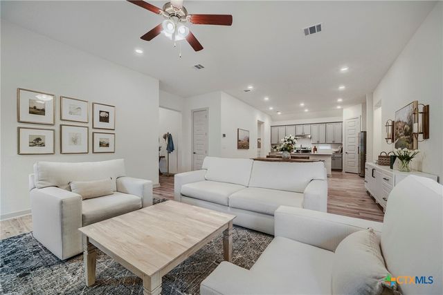 417 Peace Pipe Way, Georgetown, TX 78628