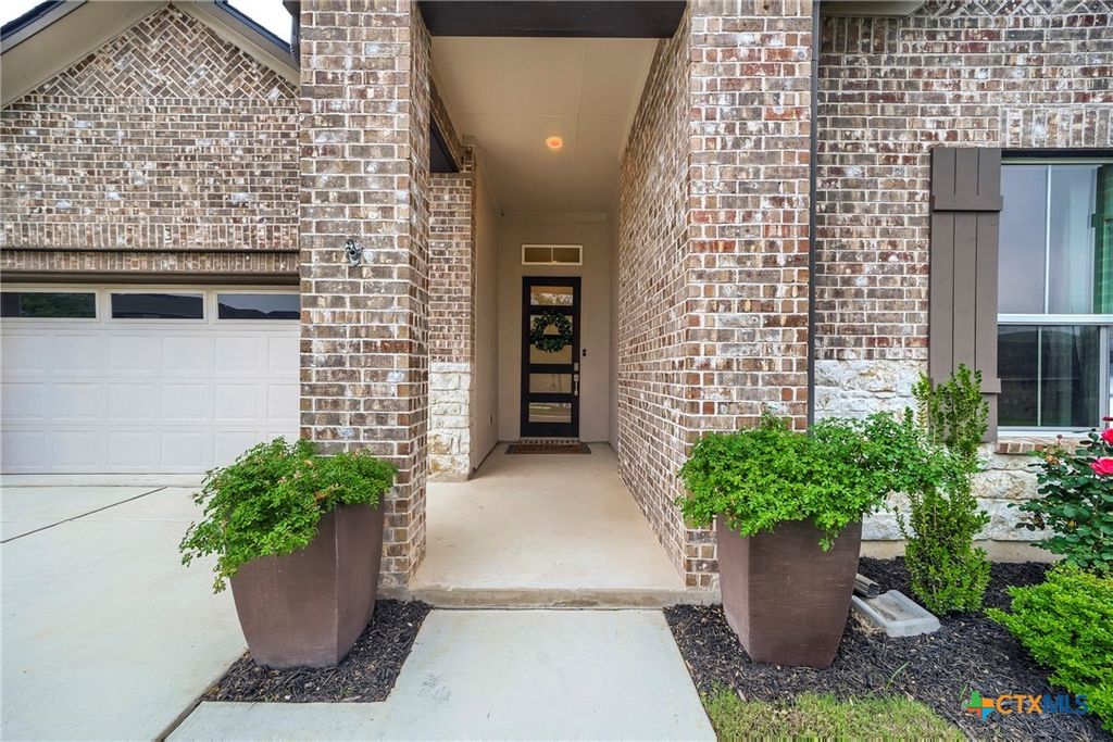 417 Peace Pipe Way, Georgetown, TX 78628