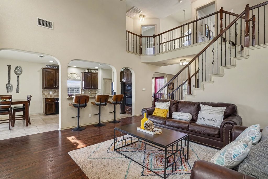 10041 Red Bluff Lane, Fort Worth, TX 76177 — photo 5