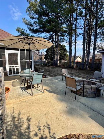 2910 Winfrey Drive SW, Decatur, AL 35603