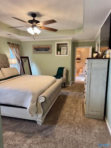 2910 Winfrey Drive SW, Decatur, AL 35603