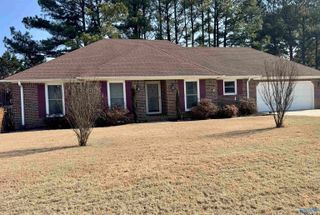 2910 Winfrey Drive SW, Decatur, AL 35603