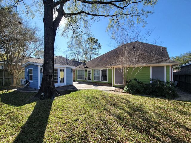 2018 Ridgeway Park Drive, Houston, TX 77339