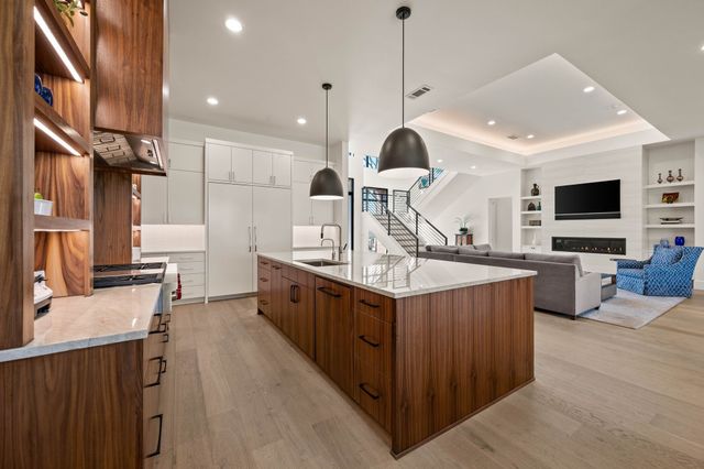 712 Sawyer Drive, Colleyville, TX 76034
