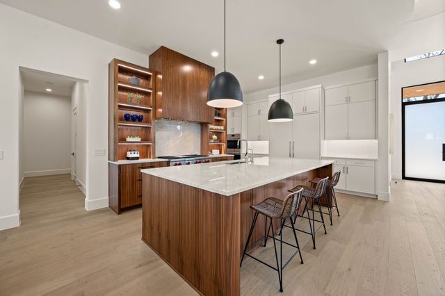 712 Sawyer Drive, Colleyville, TX 76034