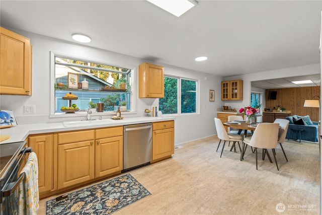 12509 NE 138th Place, Kirkland, WA 98034
