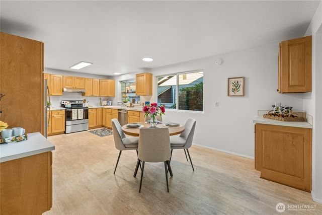 12509 NE 138th Place, Kirkland, WA 98034