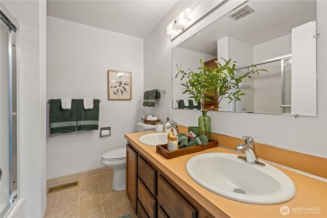 12509 NE 138th Place, Kirkland, WA 98034