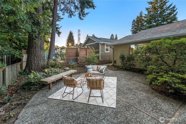 12509 NE 138th Place, Kirkland, WA 98034
