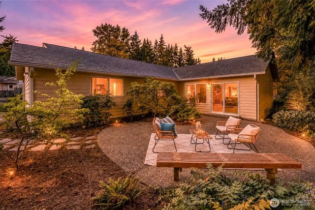 12509 NE 138th Place, Kirkland, WA 98034