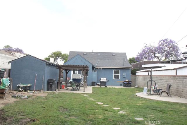 818 S Sloan, Compton, CA 90221