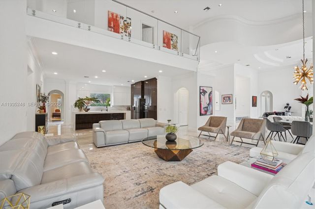 3079 Old Still Ln, Weston, FL 33331