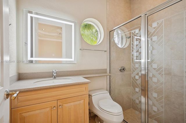 3079 Old Still Ln, Weston, FL 33331