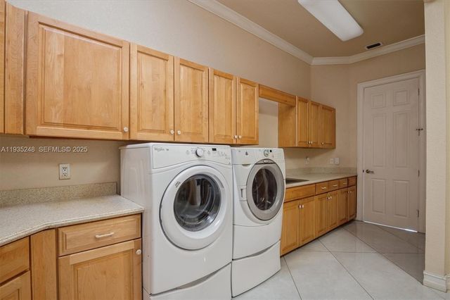 3079 Old Still Ln, Weston, FL 33331