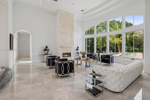 3079 Old Still Ln, Weston, FL 33331