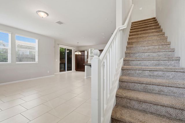 1515 Zenith, Clovis, CA 93619