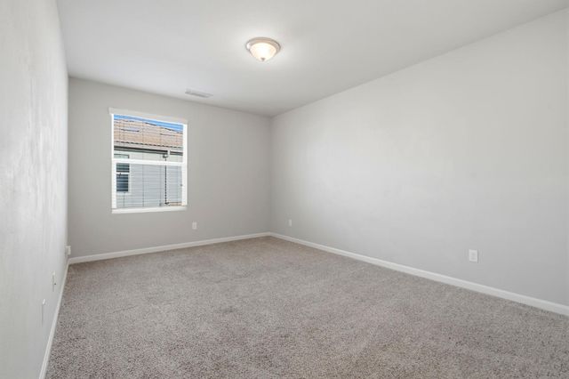 1515 Zenith, Clovis, CA 93619