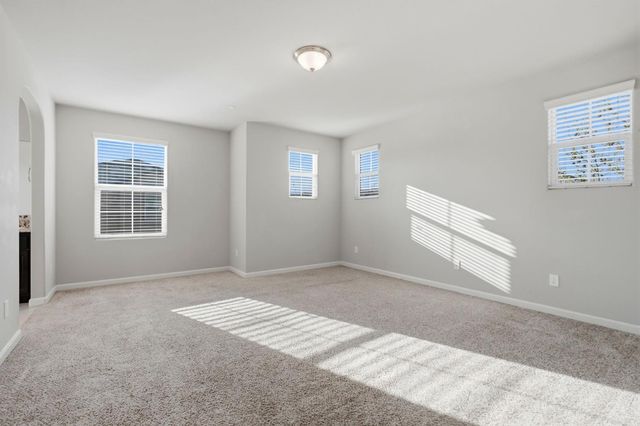 1515 Zenith, Clovis, CA 93619